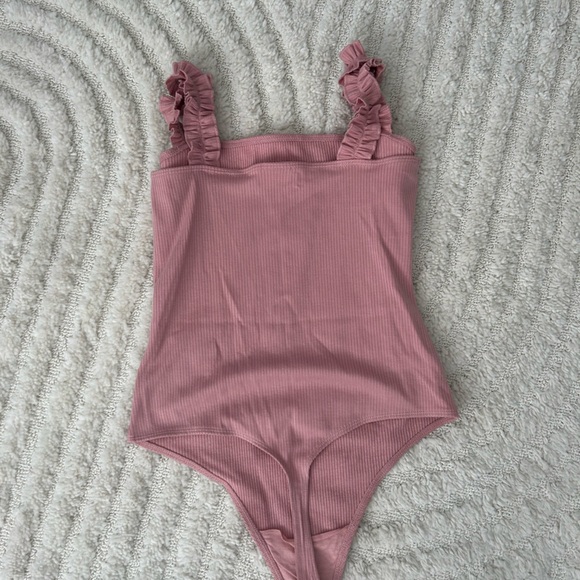 Aritzia Firecracker Bodysuit - Picture 3 of 3